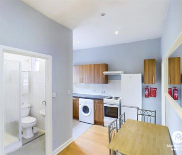 2 bedroom property to rent - Photo 4