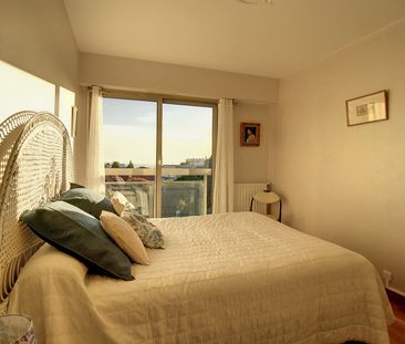 Location Appartement 2 pièces 49m² NICE 06100 - Photo 4