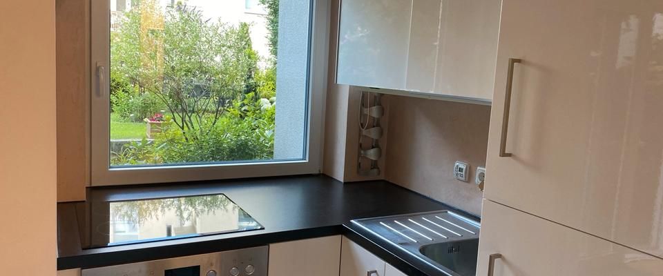1,5 Zimmer Wohnung mit Terrasse vollmöbiliert befristet , Westend - Photo 1