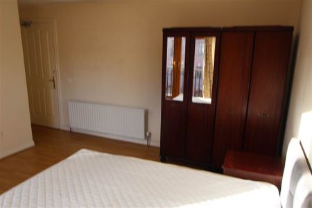 92 The Cloisters, University Avenue, Belfast, BT7 1GQ - Photo 4