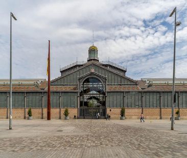 Bright Studio on Paseo del Born with Private Terrace - Photo 2