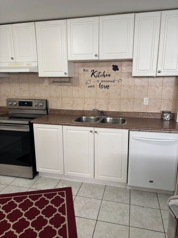 For Lease - 11 Twin Pines Drive Unit# Lower, Wasaga Beach, Ontario - Photo 3