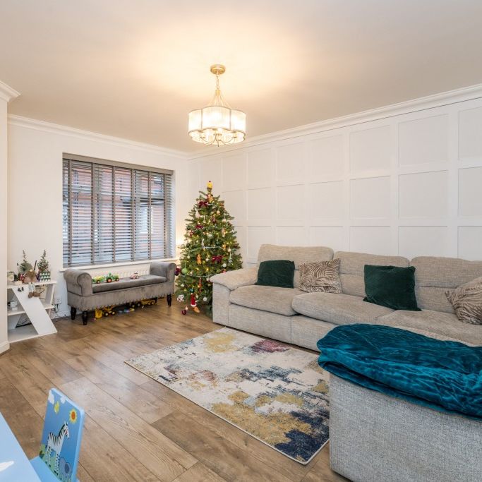 Halstead Grove, Leigh, WN7 2JN - Photo 1