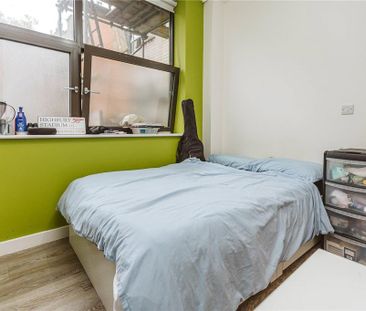 4 bedroom apartment to rent - Photo 6