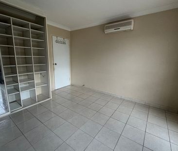 View Wednesday at 3pm - 3.15pm - Photo 3