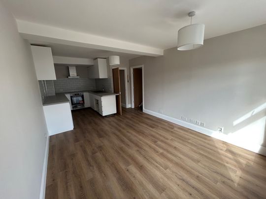 1 Bed Flat, Clifton, BS8 - Photo 1