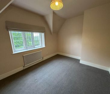 2 bedroom semi-detached house to rent - Photo 3