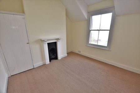 Linden Vale, Howell Road, Exeter, EX4 - Photo 2