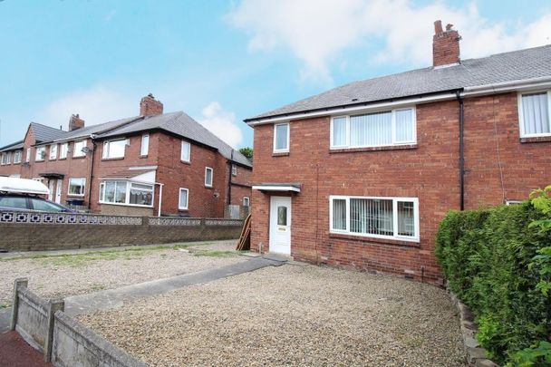 3 Bedroom House - Semi-Detached - Photo 1