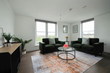 3 bedroom apartment to rent - Photo 3