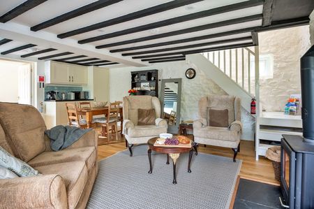 Hermon Bungalow - Photo 3