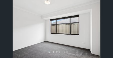 Space, Style & Serenity - Your Byford Escape Awaits - Photo 2