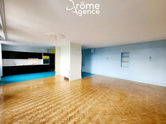 Location Appartement 5 pièces 116m² ST MARCEL LES VALENCE 26320 - Photo 1