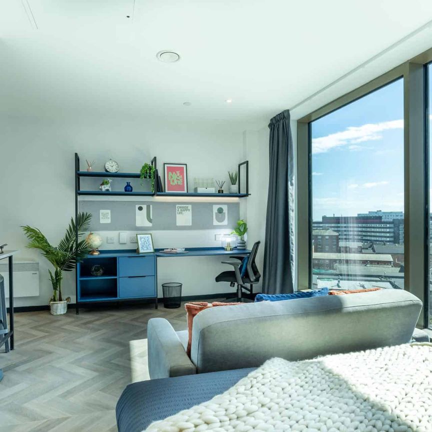 Platinum Suite – Top Floor - Photo 1