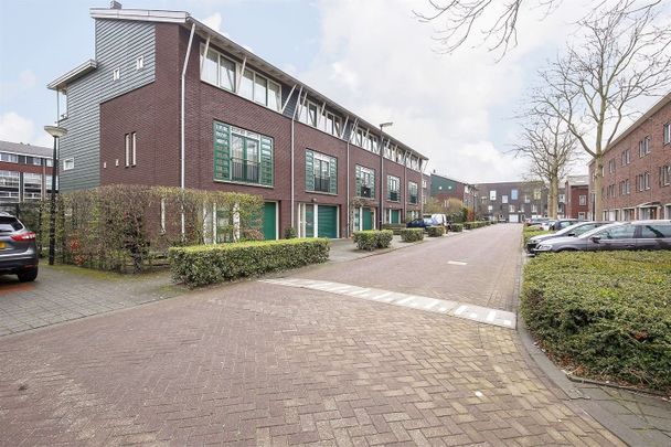 Te huur: Sporadenlaan, 1060 MJ Amsterdam - Photo 1