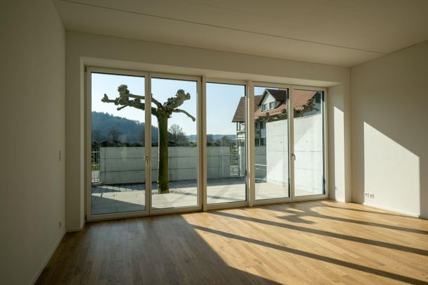 Modernes Wohnen an ruhiger Lage in Oberembrach - Photo 1