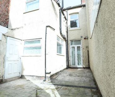 5 bedroom House To Let Total Size: 1292 SQ FT - Photo 6