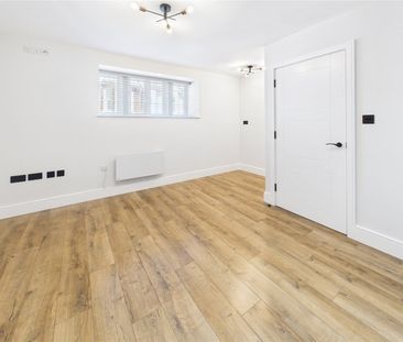 Chapman House, 56a Heath Road, Twickenham, TW1 - Photo 2