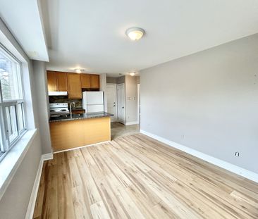 For Lease - 11 Thirty Third Street Unit# 208, Toronto, Ontario - Photo 2