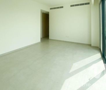 Close to Souk Next to pool | Maintenance warranty - Photo 3