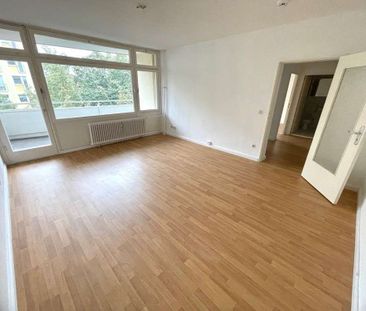 Tapezieren, einziehen und wohlf&uuml;hlen! 2-Zimmer Wohnung mit gro... - Foto 6