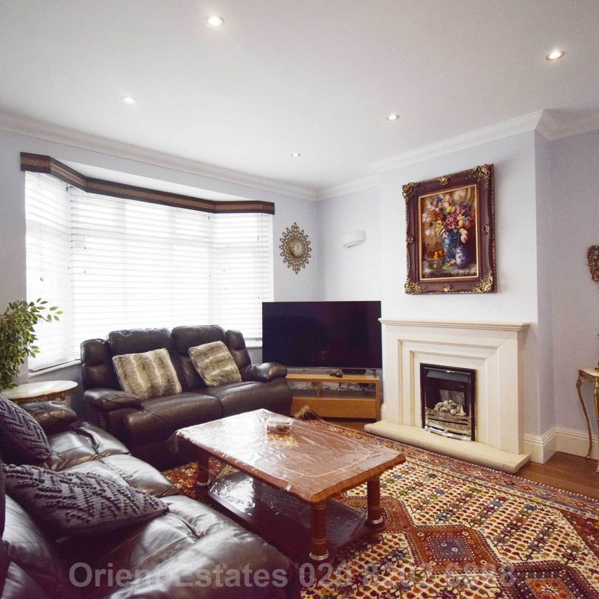 Price £5,000 pcm - Available Now - Furnished / Unfurnished - Photo 1