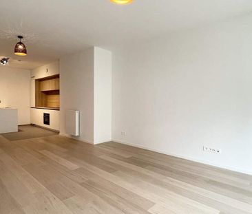 Appartement te huur in Sint-Lambrechts-Woluwe voor € 1.350 met 1 sl... - Photo 2