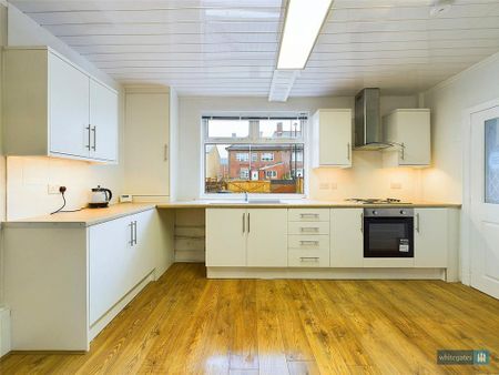 3 bedroom terraced house to rent - Photo 5