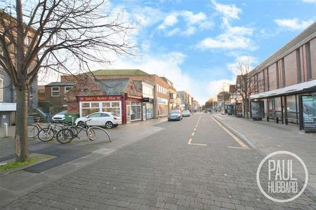 London Road North, Lowestoft, NR32 - Photo 5