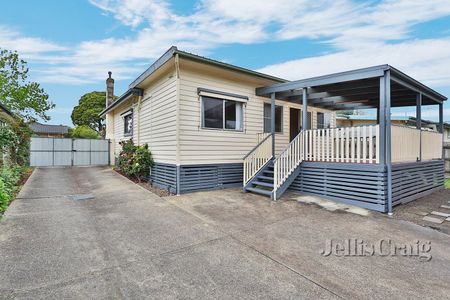 1/20 Maidstone Street, Ringwood - Photo 2