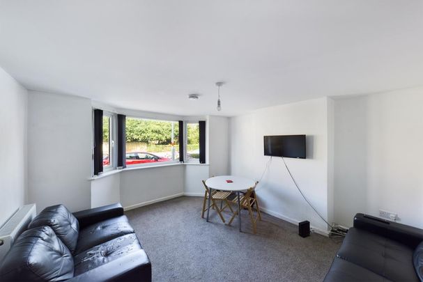 4 bedroom house to rent - Photo 1