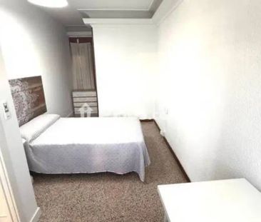 Piso en alquiler en Plaza de Santoña - Photo 3