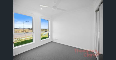 Near new Duplex - Photo 5