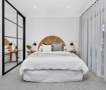 Stunning Spacious Coastal Home - Photo 4