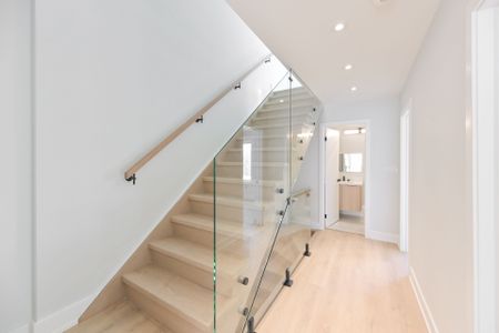 For Lease - 997 Dufferin Street Unit# Upper, Toronto, Ontario - Photo 2