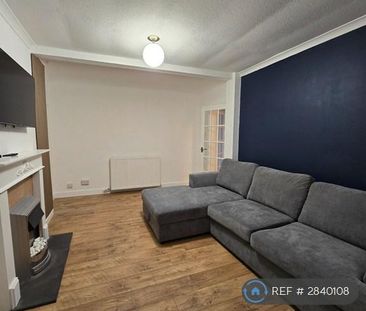 2 bedroom terraced house to rent - Photo 3