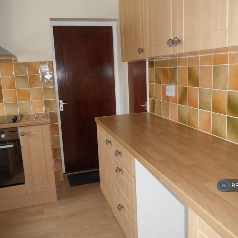 3 bedroom detached house to rent - Photo 1