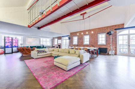 3 bedroom flat to rent - Photo 3