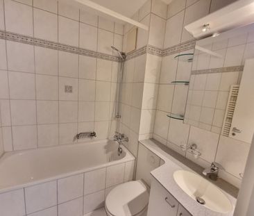 2-room apartment in a privileged residential area - Photo 4