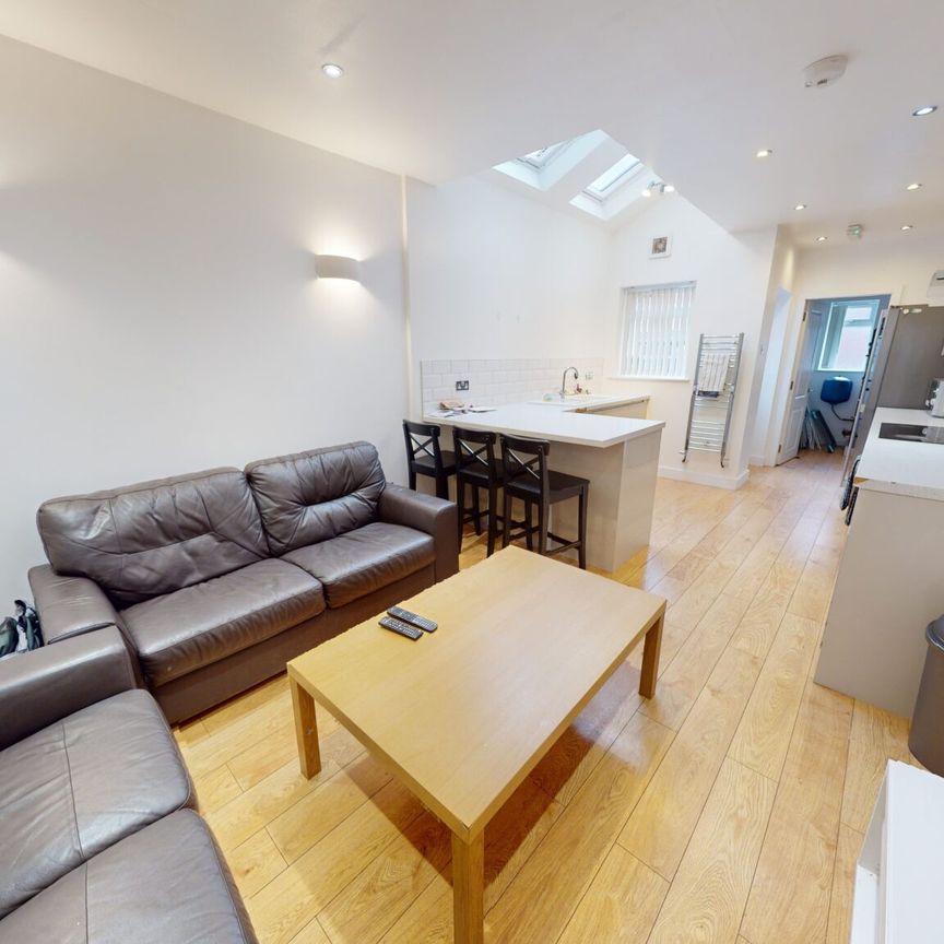 68 North Road Birmingham - Photo 1