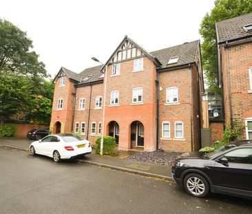 Pencarrow Close, Didsbury, Greater Manchester, M20 2PS - Photo 2