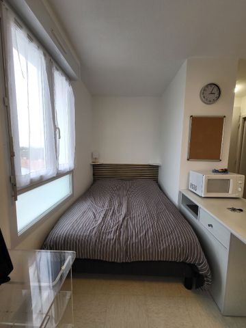 Location Appartement 1 pièce 26m² - Photo 2