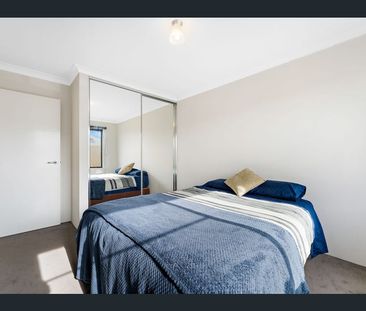 18 Dalmilling Drive, The Vines WA 6069 - House For Rent | Domain - Photo 3