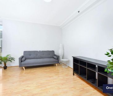 Spacious CBD One-Bedroom Apartment: Fully Furnished in Prime Locati... - Photo 1