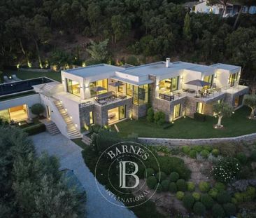 LOCATION SAISONNIÈRE - GRIMAUD - VUE MER PANORAMIQUE - 5 CHAMBRES -... - Photo 4