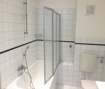 Düsselthal: 2-Zimmer-Wohnung mit Einbauküche - Photo 1