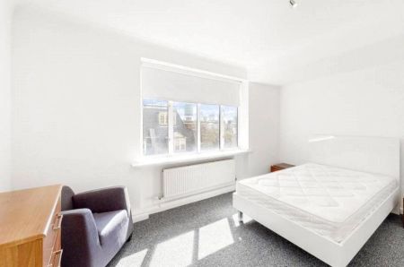 2 Bedroom Apartment - Photo 4