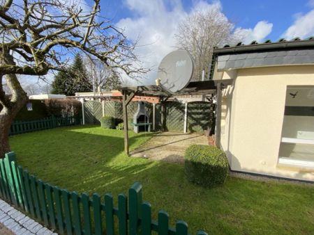 Großes 3-Zi.-Gartenhaus mit 2 Bädern, großem Wintergarten, Terrasse mit kleinem Garten in Neumünster - Foto 3