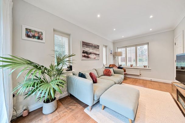 3 bedroom semi-detached house to rent - Photo 1