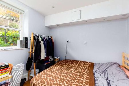 Highbury Crescent, Wilmington House, N5 - Photo 3